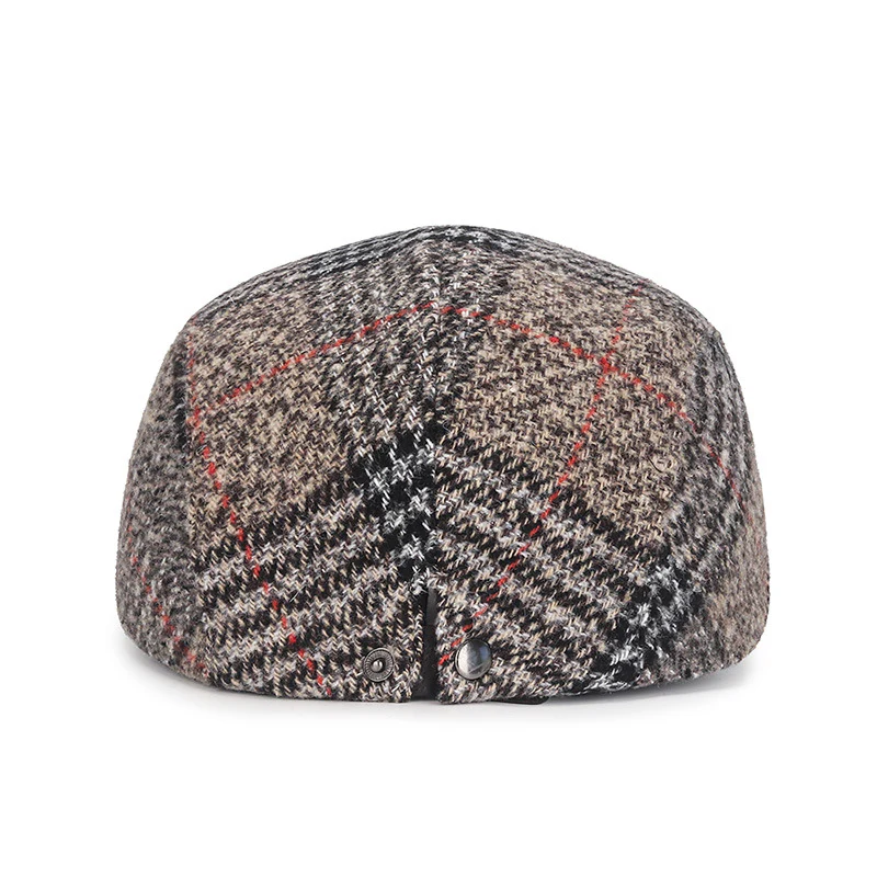 The same woolen red line plaid cap for men and women - Image 4