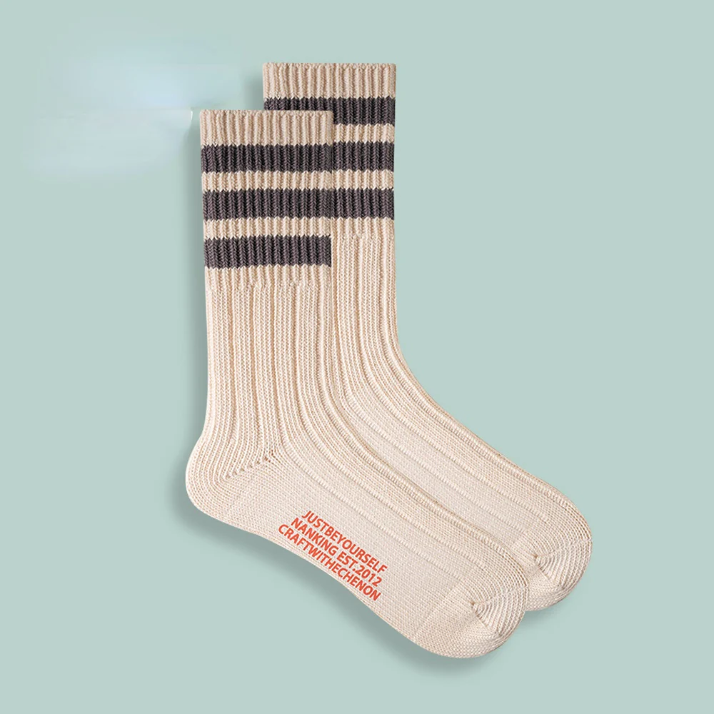 Combed Cotton Thickened Solid Color Retro Long Socks - Image 4