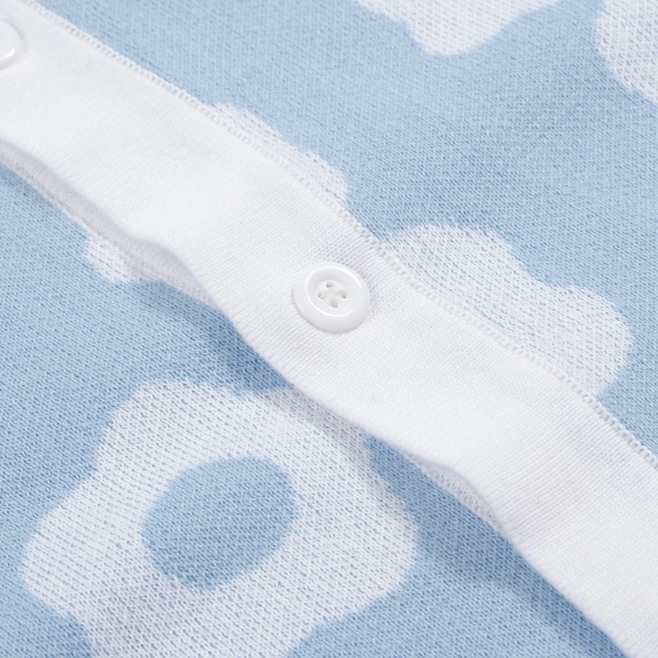 Men's 60s Light Blue Knit Polo Shirt – White Retro Floral Pattern - Image 4