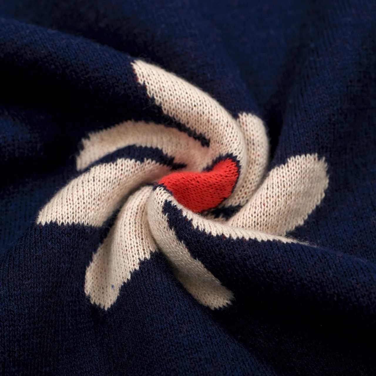 Men’s Retro 1970s Flower Knit Polo Shirt – Vintage Navy with Daisy Pattern - Image 9