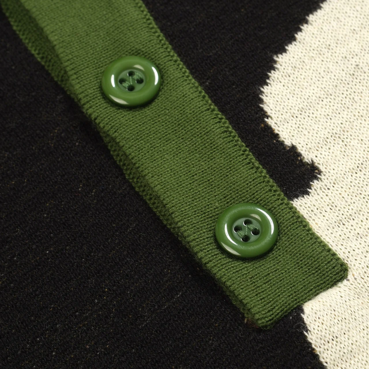 Men's black rose jacquard vintage polo knitwear - Image 5