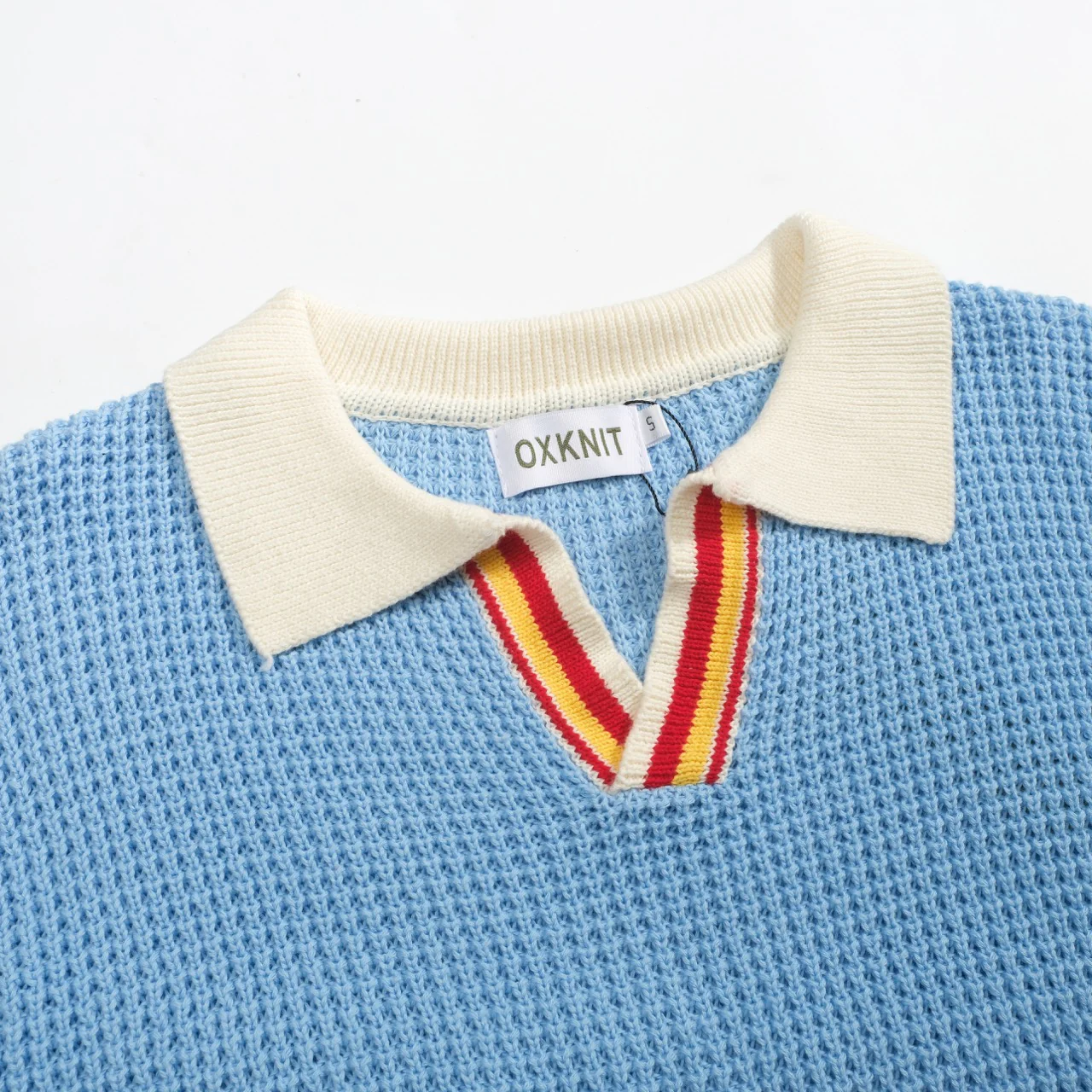 Men's blue preppy V-neck knitted polo shirt - Image 4