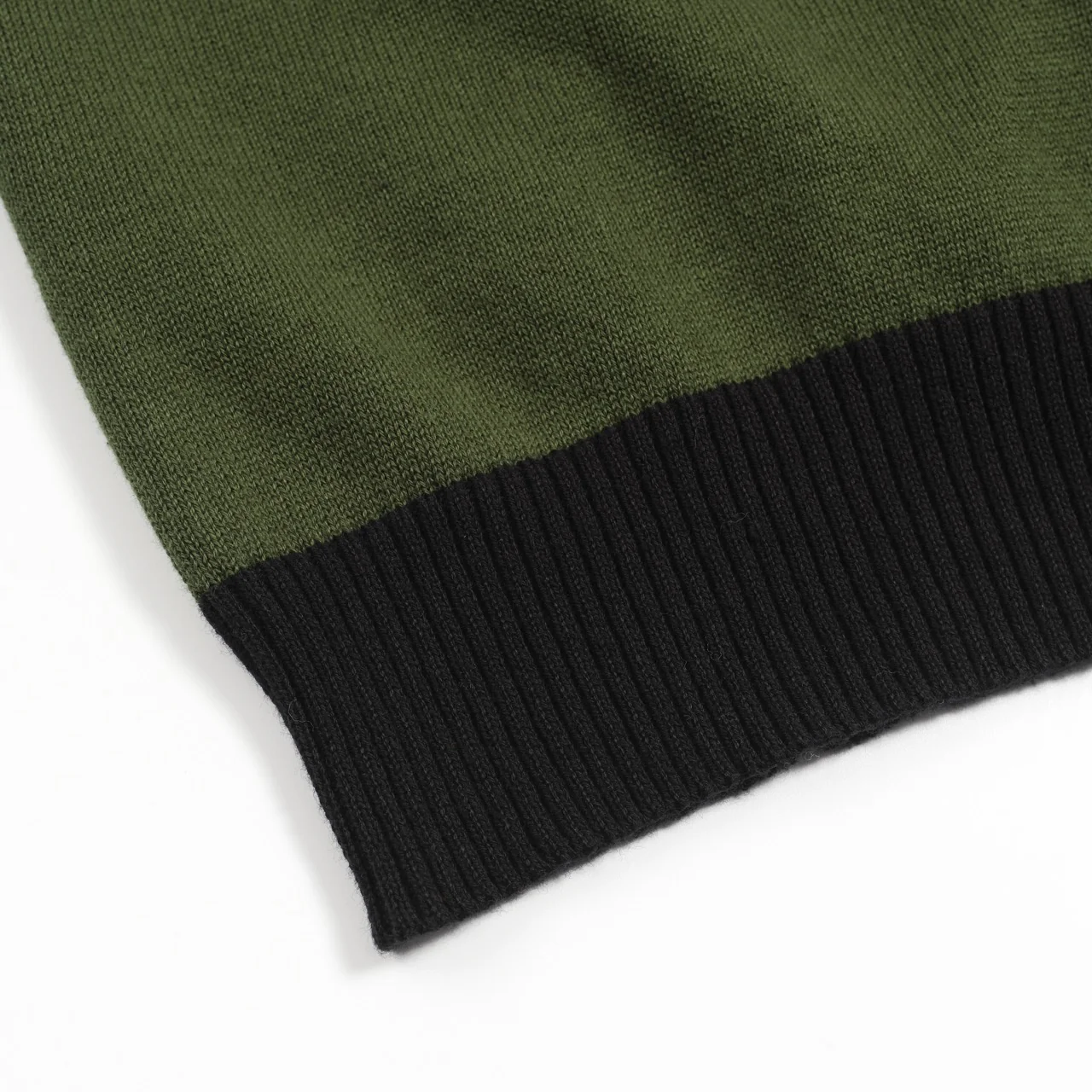 Men's green retro grid jacquard knitted cardigan - Image 6