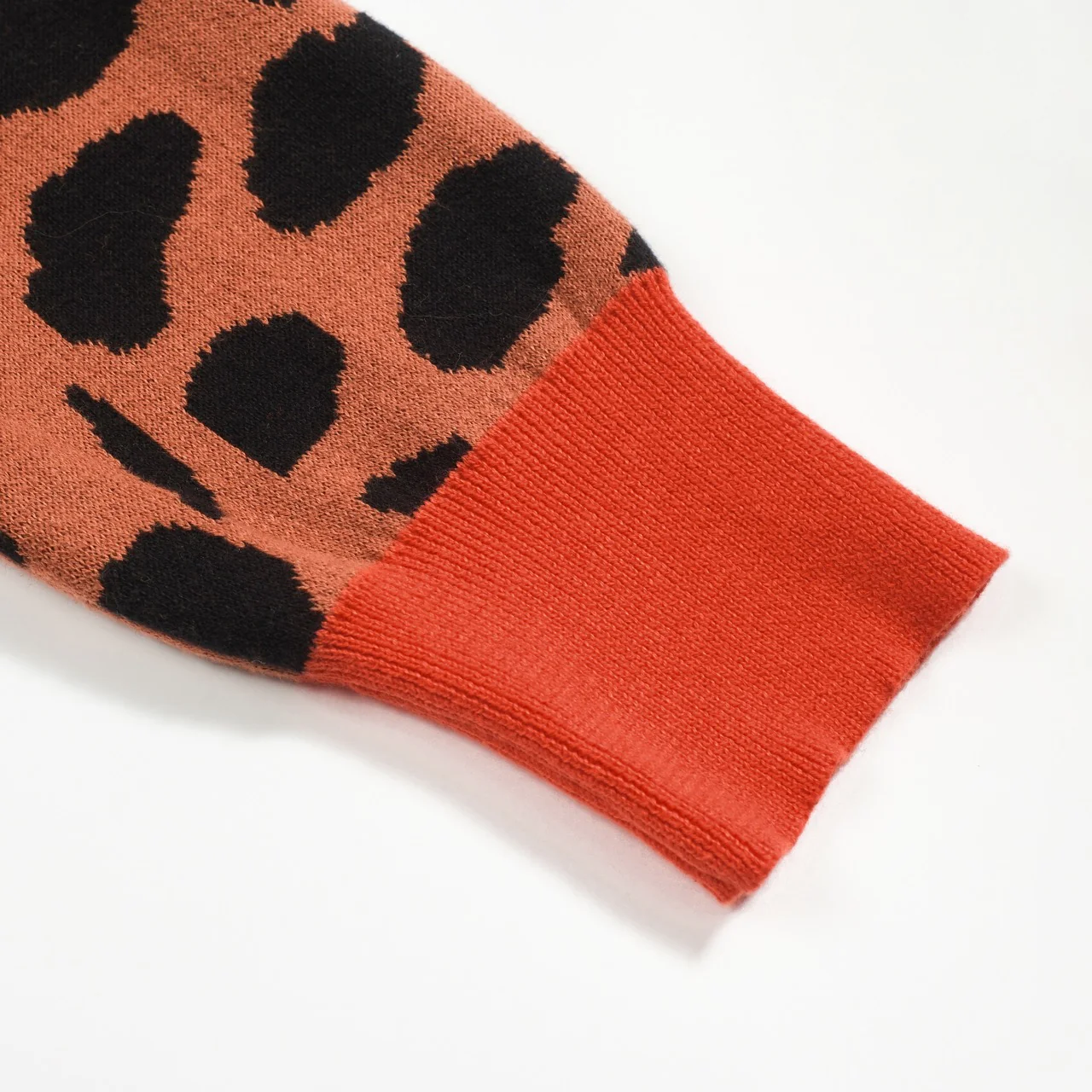 Men's red leopard striped knitted polo shirt - Image 6