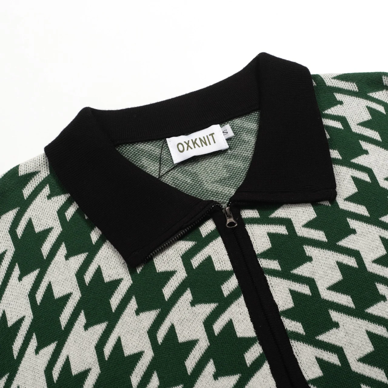 Men's vintage green vintage jacquard knitted cardigan - Image 4