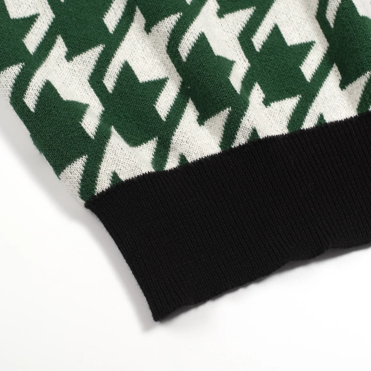 Men's vintage green vintage jacquard knitted cardigan - Image 8
