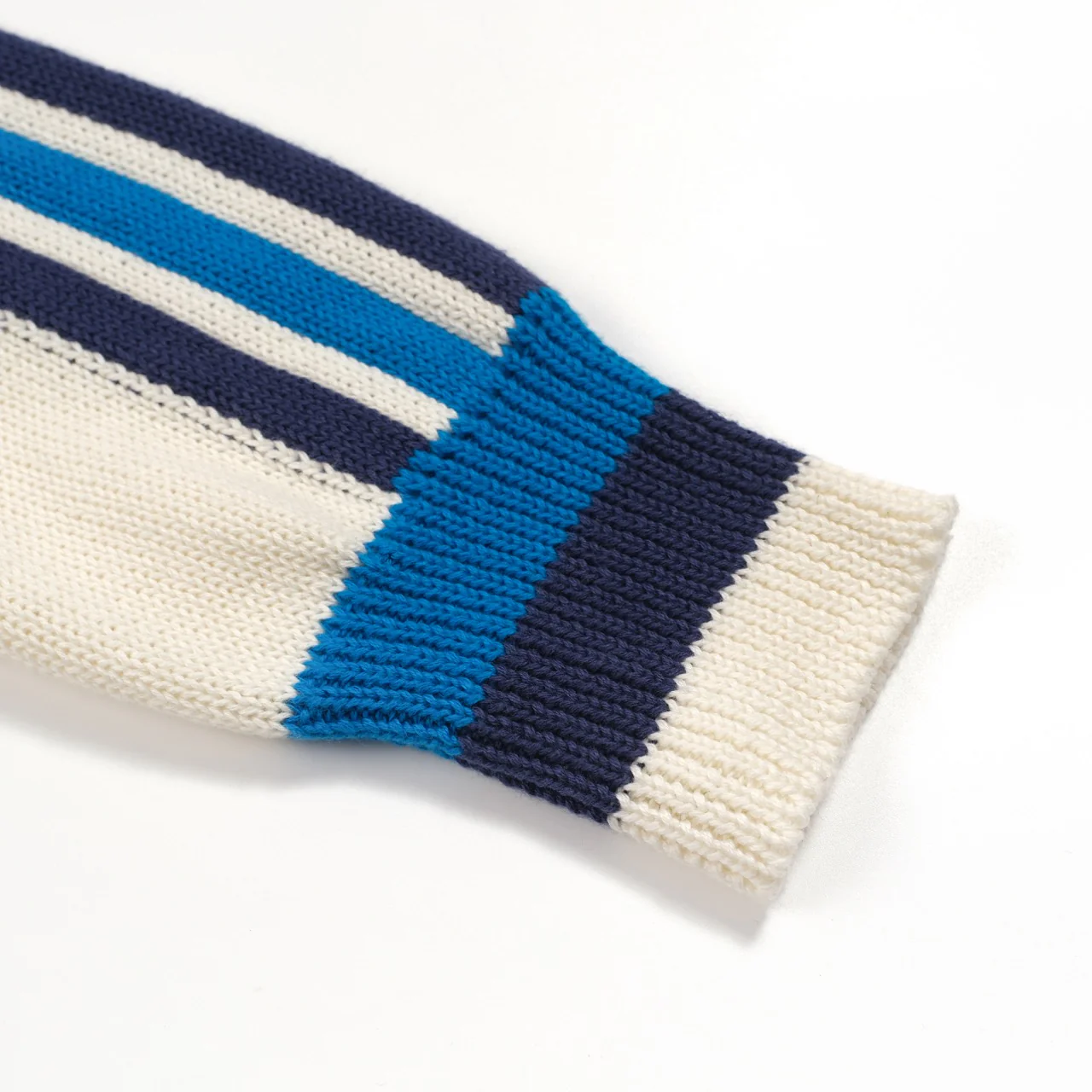 Men's white fashionable artistic striped knitwear - Image 6