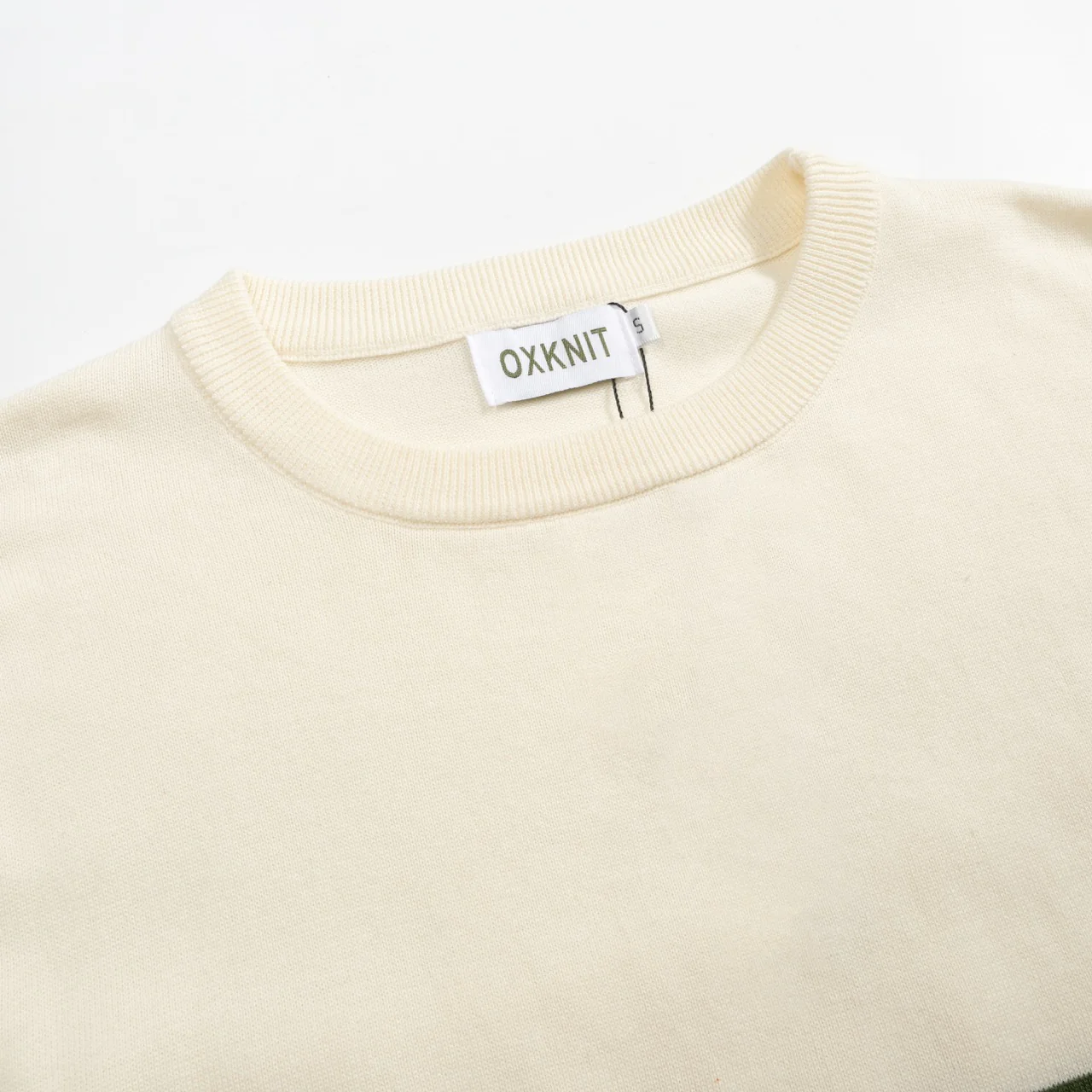 Men's white vintage aesthetic striped casual knitwear - Image 4