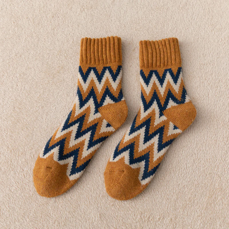 Socks Extra Thick Men's Mid-Calf Length Sock Autumn and Winter Thickened Warm Retro Socks - Image 8