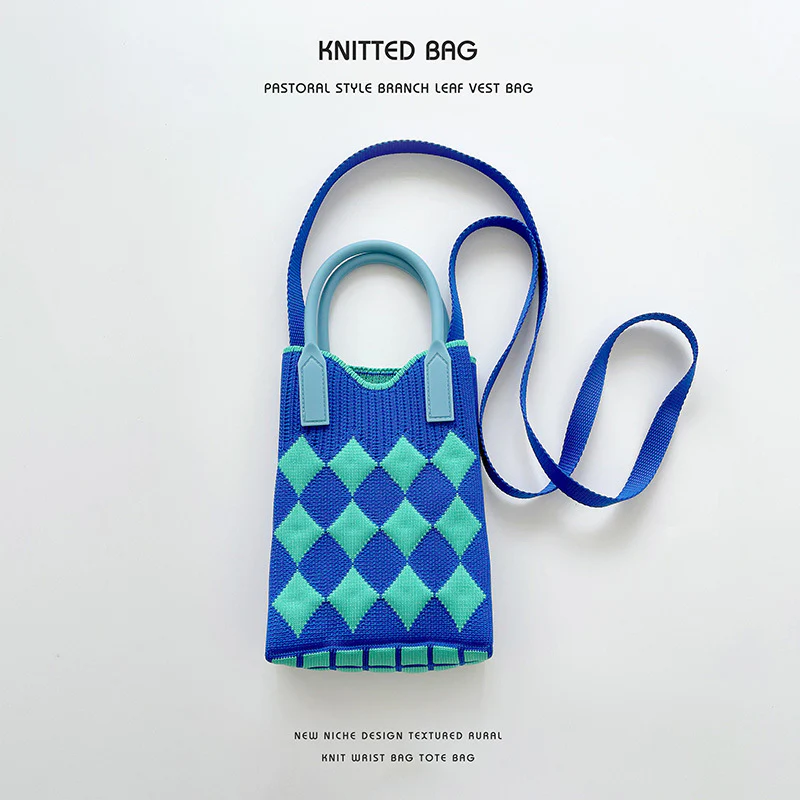 Vintage Diamond Knit Crossbody Phone Bag - Image 23