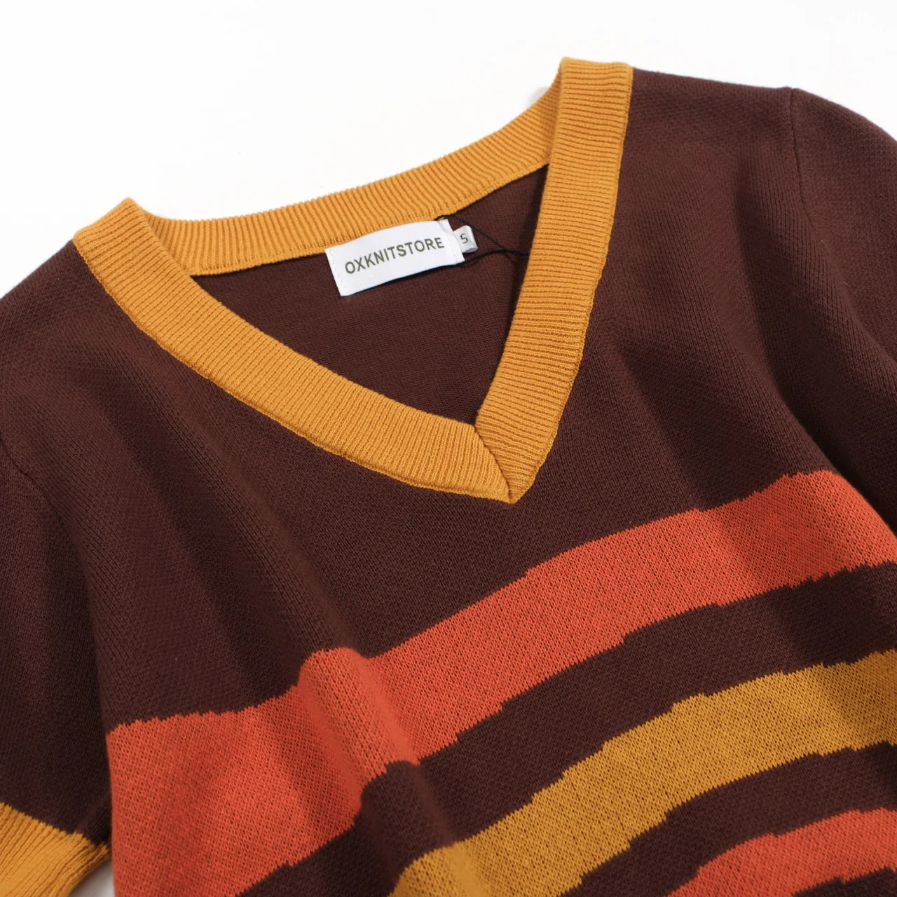 Women Retro Wave Line V-Neck Brown Short Sleeves Knitwear - Image 7