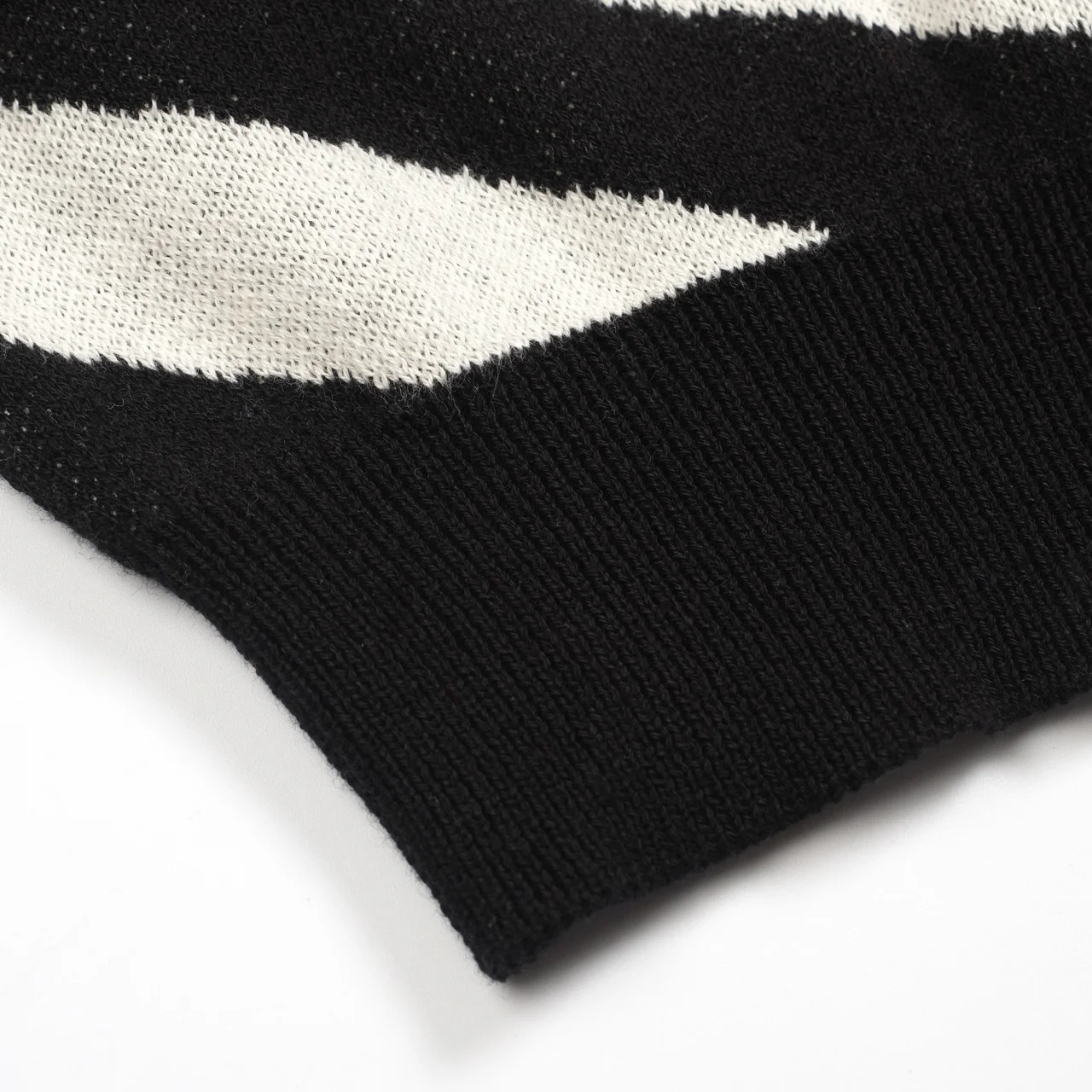 Women's black rotating stripe knitwear - Image 6