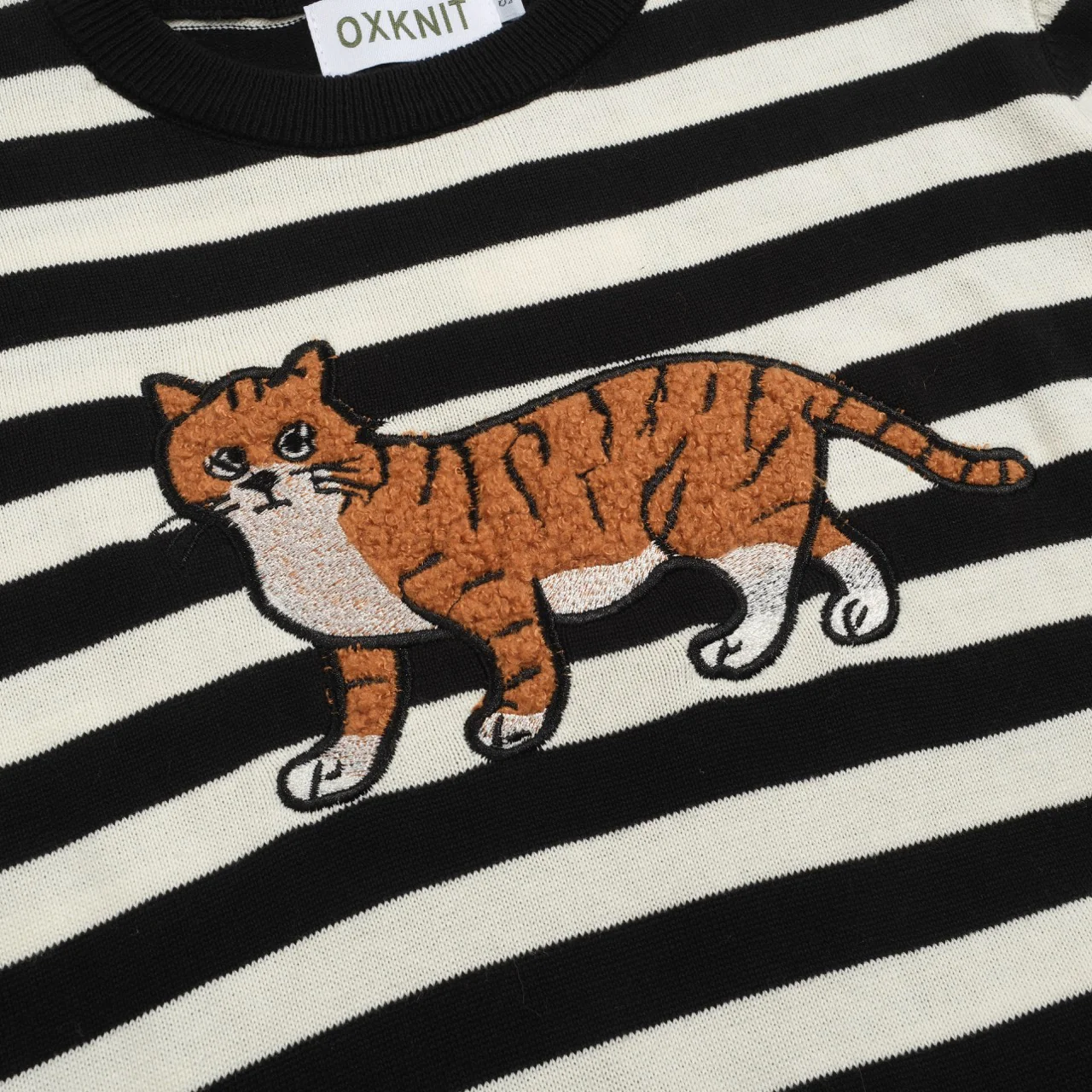 Women's black striped cat embroidered knitwear - Image 2
