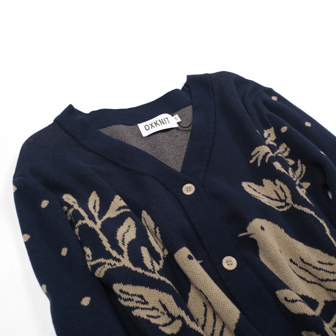 Women's dark blue magpie plant jacquard cardigan - Cropped Length - Image 10