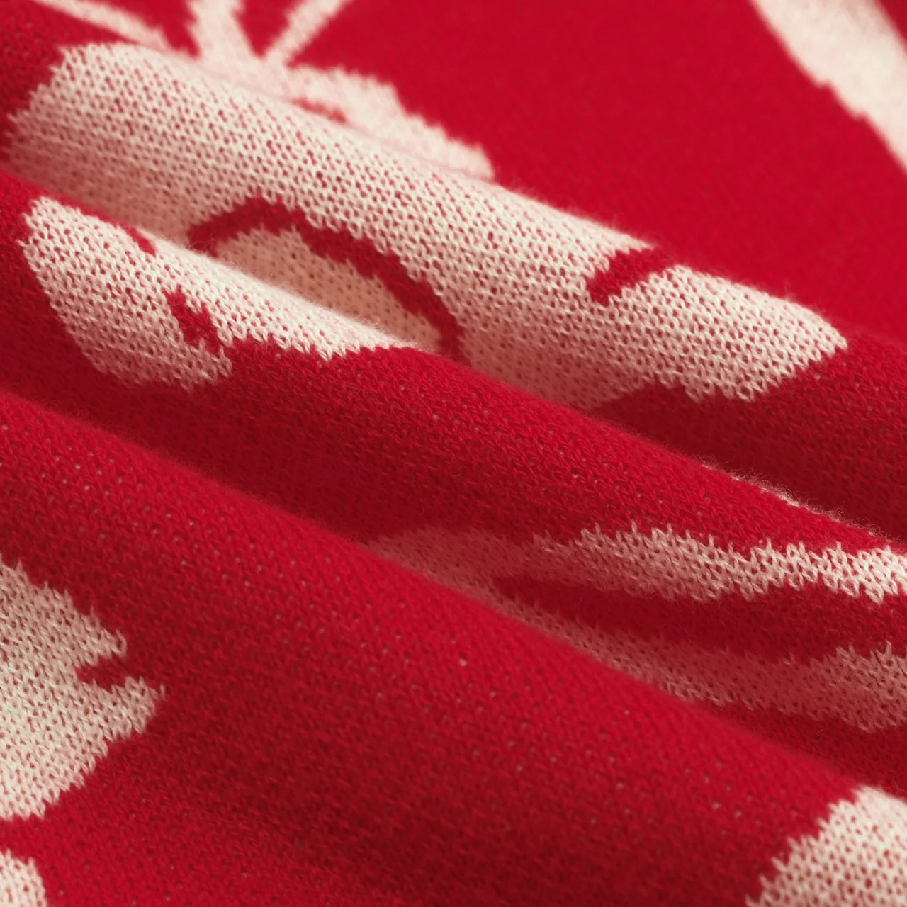 Women's Red Art Rabbit Classic Vintage Knitwear - Image 2